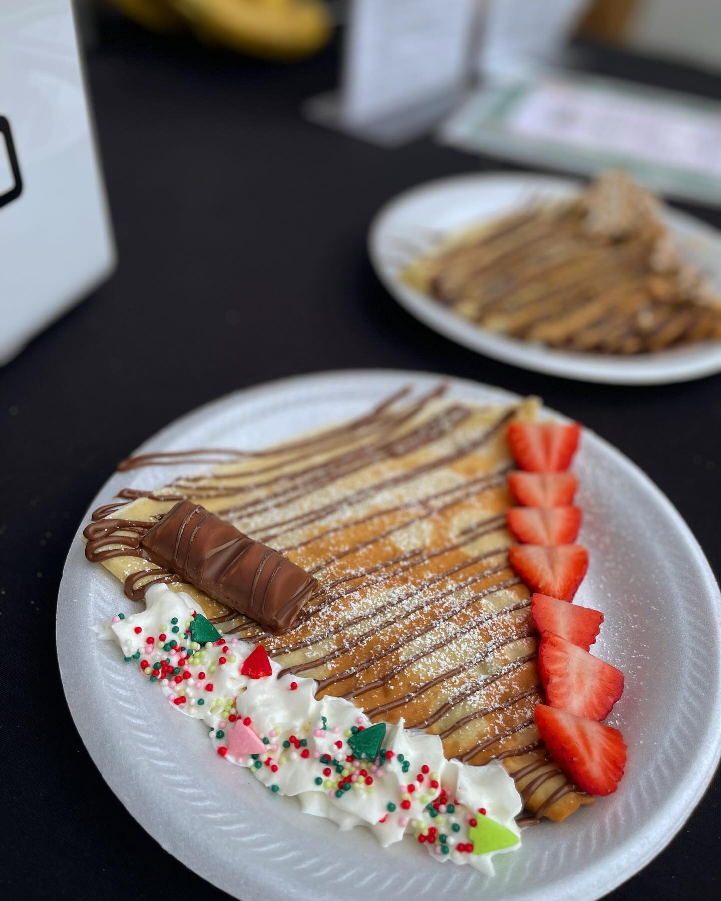 Festive vibes abound! it's your final chance to taste the delicious flavors of our Gingerbread Man, Rudolf, or S'mores crepes! Join us for a delightful end-of-year treat! 🎄